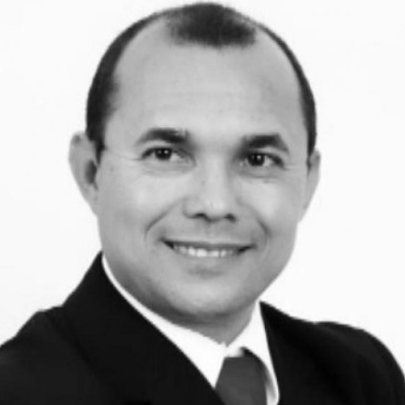 Dr. Paulo Silva Galdino