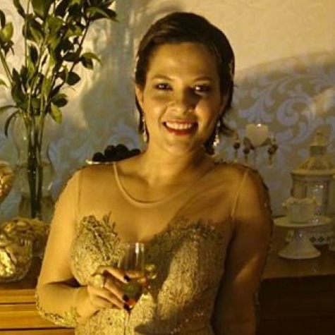 Dra. Thais de Souza Silva