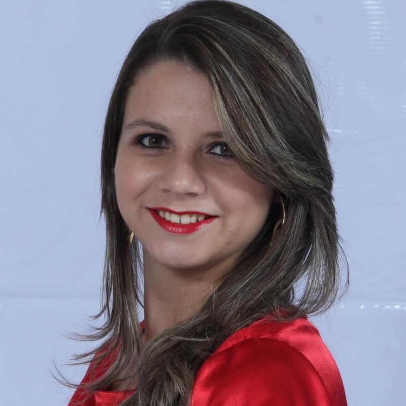 Dra. Uliana Araujo Cavalcante